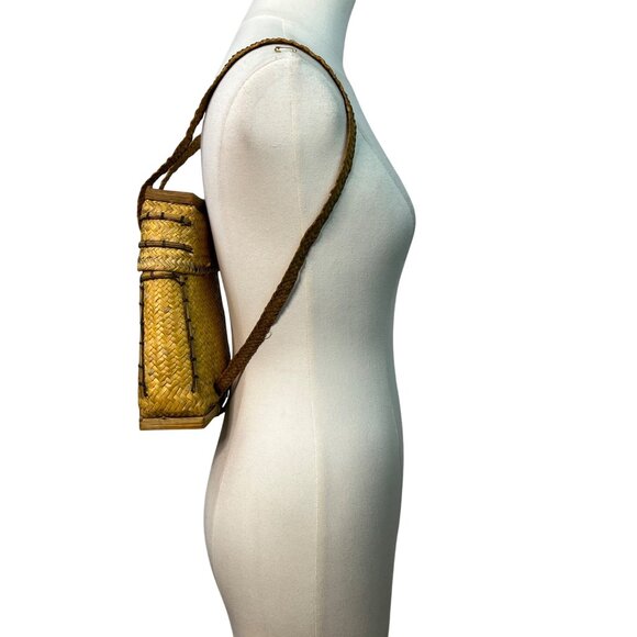 Vintage Handcrafted Philipines Natural Woven Straw Pasikin Basktet Size S - Picture 3 of 9